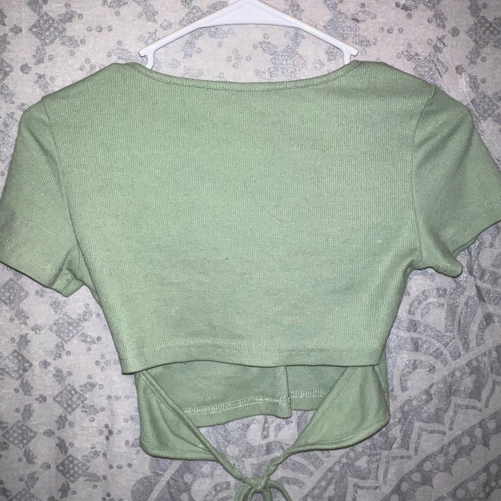 Cropped tees - Picture 4 of 5